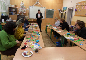 Pokaz do wykonania drugiej propozycji plastycznej