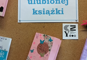 Tablica z pracami