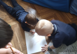 Uczniowie pracują