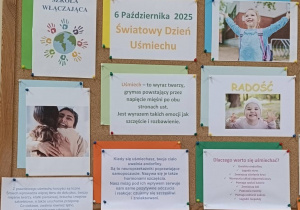 Tablica tematyczna w świetlicy o Dniu Uśmiechu szkoła włączająca