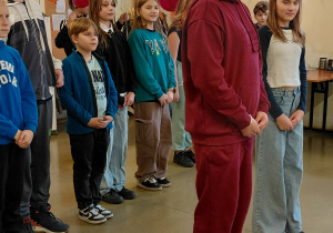 Uczniowie występują