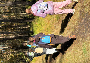 Uczniowie podczas wyprawy