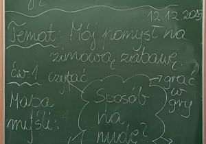 Tablica z tematem zajęć świetlicowych w sali