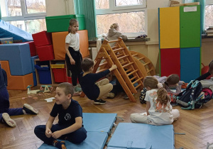 Dzieci podczas pracy na zajęciahc świetlicowych