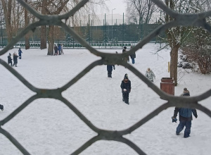 Zajęcia świetlicowe pt. "Bezpieczne zabawy zimowe"