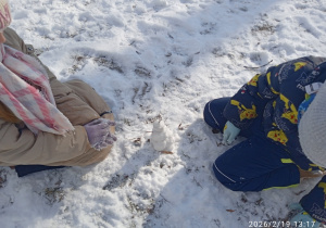 Bałwanek ze śniegu