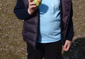 Uczeń z piłeczką "zośka"