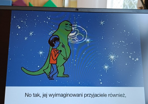 Scena z filmu o dziewczynce Marii i jej przyjaciołach