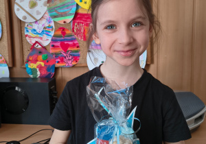 Uczennica z nagrodą