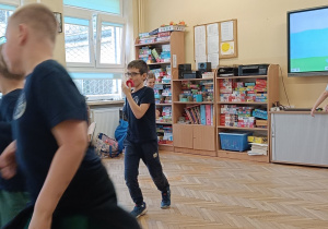 Dzieci i ich kreatywne zachowanie na zajęciach