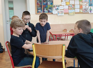 Zajęcia świetlicowe pt. "Ruch to dobry sposób na stres"