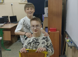 Moc energii - mini instalacje artystyczne klas piątych