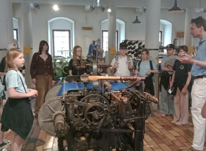 "Sploty" - koło plastyczne na warsztatach tkania w Muzeum Włókiennictwa!