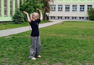 Wspólna zabawa to przykład dobrego zachowania i uczynku