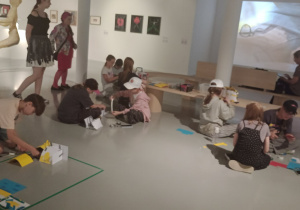 Uczniowie w Muzeum Sztuki