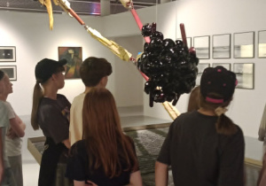 Uczniowie w Muzeum Sztuki