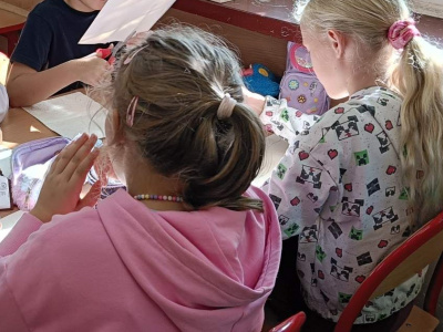 "Biblioteka moich marzeń - konkurs plastyczny międzyszkolny"