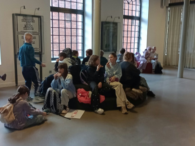 Mali projektanci - klasa 4b na warsztacie w Muzeum Włókiennictwa!