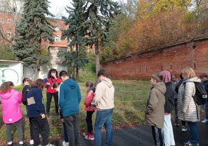 Uczniowie na wycieczce