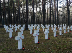 #SzkołaPamięta – Kostiuchnówka – Ogień Niepodległości